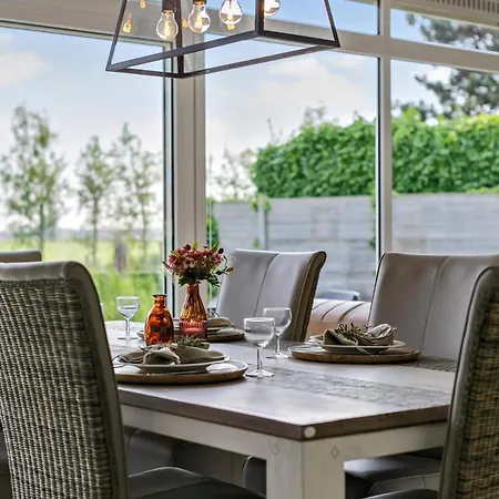 Huswell - Bungalow With Garden At 5 Minutes From The Beach 德哈恩